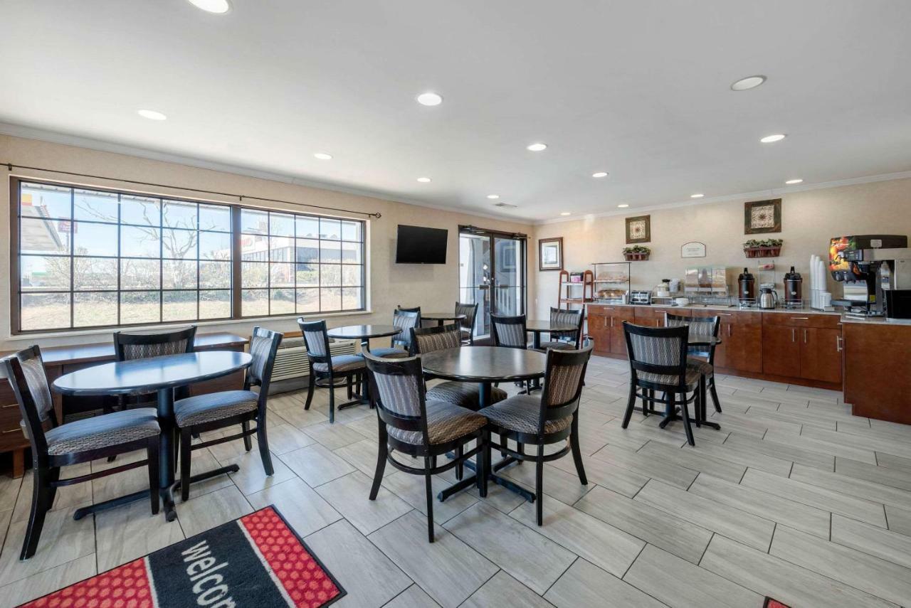Econo Lodge Lexington Eksteriør bilde